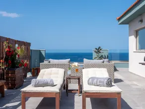 Rooftop villa/ lux suite with hot tub 360o views - Image 5