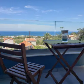 Totally Renovated Seaview Studio with bathtub - Image 3