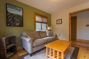 \"The Chalet\" Shenandoah Valley Getaway w/ Hot Tub near Luray, VA - Image 4