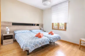 Neu renovierte, moderne und zentrale Wohnung mit WIFI - Image 2