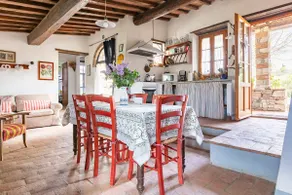 Il Fienile, Cottage in the country with Jacuzzi - Image 2