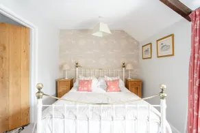 Explore the Jurassic Coast From a Peaceful Country Cottage - Image 2