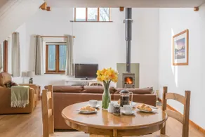 Hayloft - Quiet farm stay with fishing - Image 3
