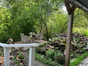 Lakefront cottage - Image 3