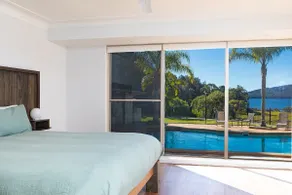 Lake access, Huge pool! Summer Holiday Specials! - Image 3