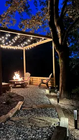 Private Hilltop Cabin at Houndcliffe - Image 2