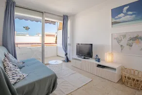 Calafell beach apartment by MarCalma - Image 5
