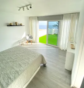Beachfront Penthouse in Tenerife - Image 5