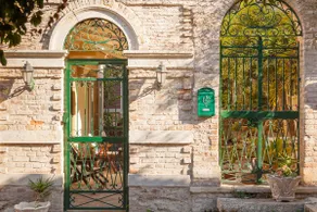 Durrells iconic srteet, stunning home with garden next to New Fortress Corfu - Image 5