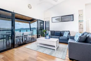 Shorelines 28 Ocean front 2 bedroom apartment - Image 4