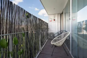 Quiet Balcony 2BR City Centre AC Metro Parking - Image 5