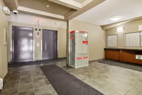 Great location, comfortable condo - Image 3