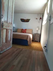 Tiny House Living , ”cozy and colorful” - Image 3