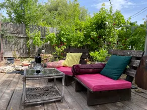 Beautiful and warm home in nature - Image 2