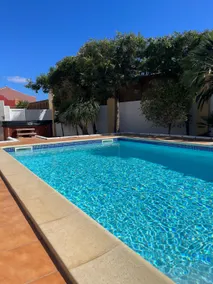 Large Home, Private Heated Pool and Hot-tub, In a Quiet Central Location - Image 2