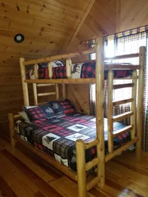 Cute and Cozy Cabin (No Cleaning Fees) - Image 4