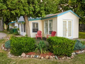 Cozy Cottage overlooking beautiful Lake Huron #4 - Image 2