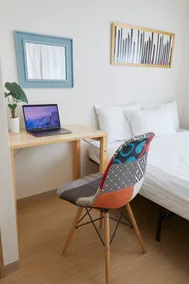CALM HOUSE #105 is 2 stops from Shinjuku Station, close to Shibuya/1 double bed - Image 3