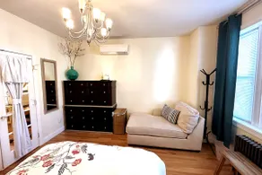 Manhattan Marvel: 2BR Oasis in West New York, NJ - Image 4