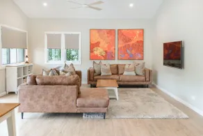 Autumn Home - Our Place at Bright - Image 3