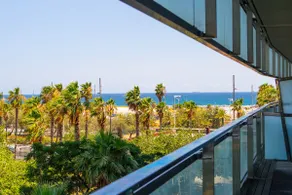Seafront luxe with terrace and pool I - Image 4
