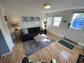 West End Condo w/Parking - Image 3