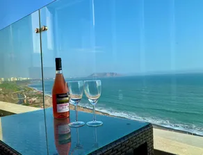 Oceanfront penthouse with terrace and 180° view - Image 2