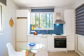 Cozy studio for 2 near city and beach - Image 2