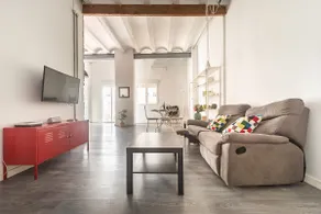 120 sqm Loft-style 3 BR A/C Beach Marina Metro - Image 2