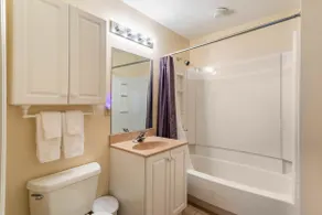 B01 Luxury 2BR Apt at the Carriage Club! - Image 5