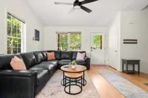 Cozy beach house with fire pit and 5 minute drive to several beaches! - Image 3