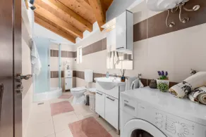 The Village - Premium Apartment/ Beach 5 minutes - Image 5