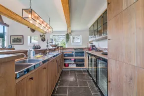 Beautiful & Luxurious Farmhouse near Bruges - Image 3