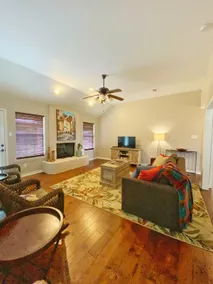 Fortunata Winery Casa Bella Sole Spacious 3BR Home - Image 2