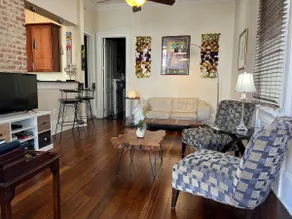 Elegant Historic Condo Steps from St Charles Ave - Image 3