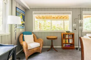 *Relaxing charm in the Great Northwest* - Image 3