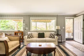 *Relaxing charm in the Great Northwest* - Image 2