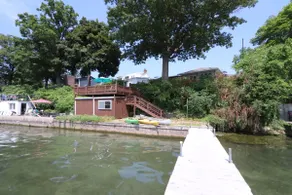 Tranquil Lake Retreat - Image 4
