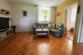 Charming apartment ”Kaštel” with a view on castle - Image 4