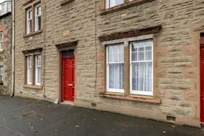 Bright flat in Lauder Centre - Image 2
