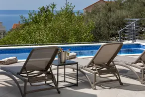 Holiday home Oscar Makarska w/ heated pool - Image 5