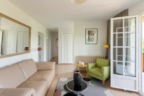Villa with exceptional views of the vineyards - Image 2