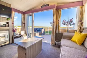 Sea 'n' Stars  · Sea 'n' Stars Platinum Plus Holiday Home with Views, Decking, Wifi & Netflix - Image 3