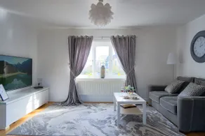 Sorrel House Stylish 2 Bedroom 2 Bathroom - Image 5