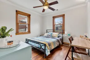 Centrally Located Arlington Bungalow - Image 2