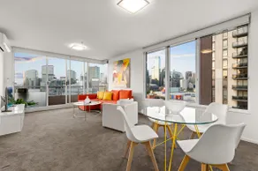 Exclusive Stays - Rivergarden - Image 3