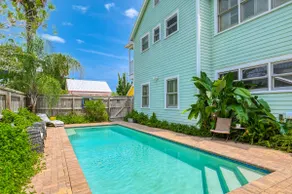 Charming Downtown Cottage with Private Pool! - Image 3