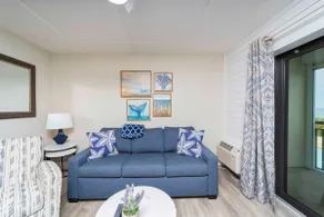 Direct Oceanfront ~ Fantastic Views! - Image 3