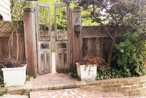 Charming, perfect location, large, super clean! - Image 5
