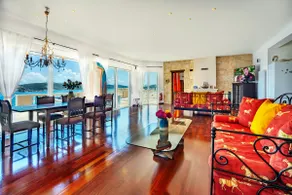 Beachfront Luxury Villa, heated Infinity Pool - Image 3